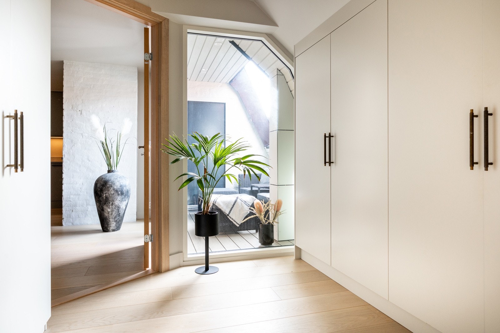 Det andre soverommet har en praktisk størrelse og kan fungere godt som barnerom, gjesterom eller hjemmekontor. Galleribilde