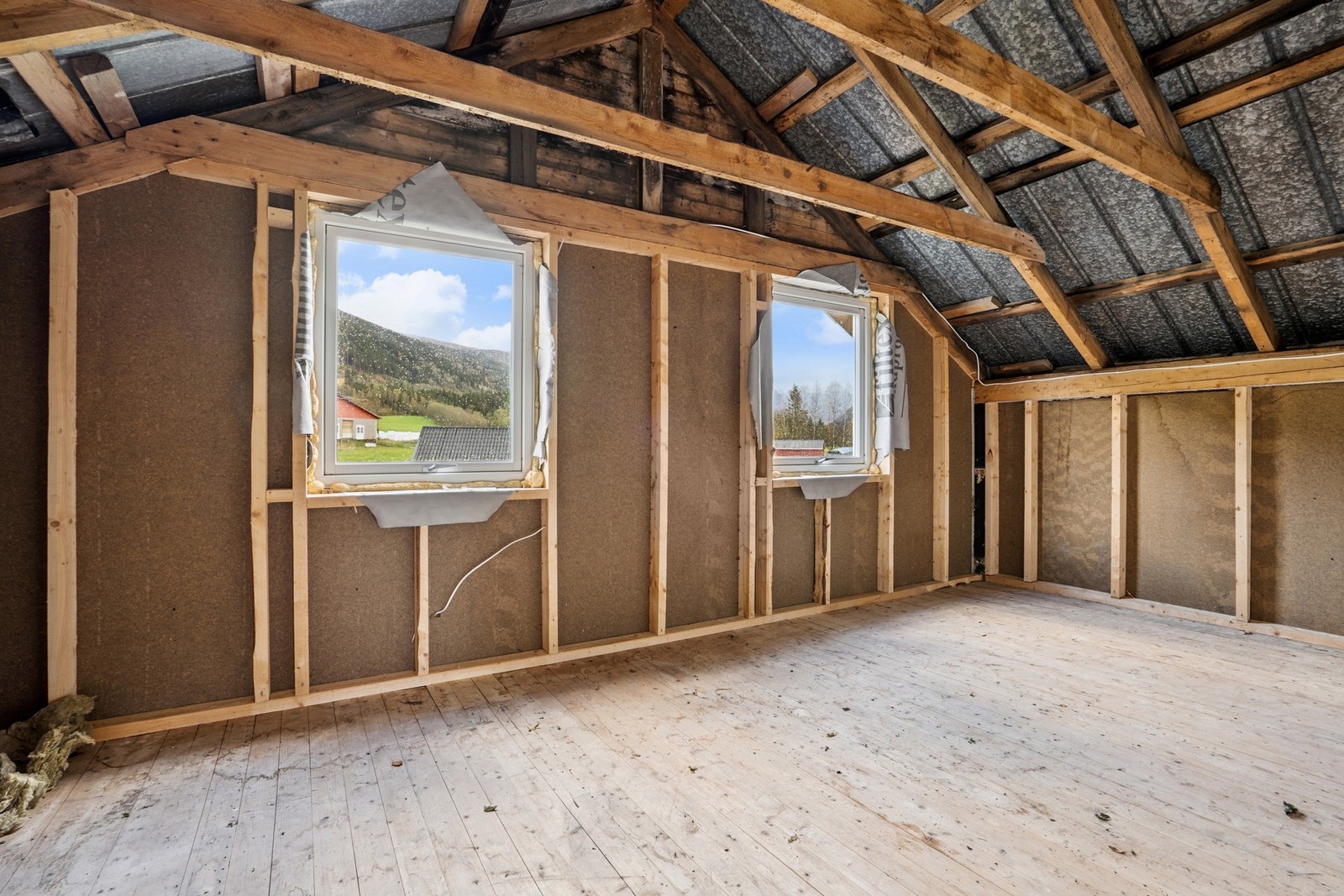 Uinnredet rom med mye potensiale Galleribilde