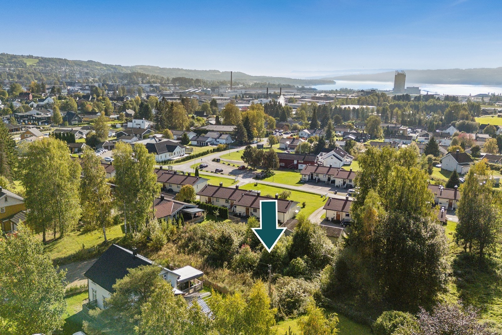 Velkommen til Fagerlundvegen 56D! Sentrumsnær tomt med attraktiv beliggenhet. Galleribilde