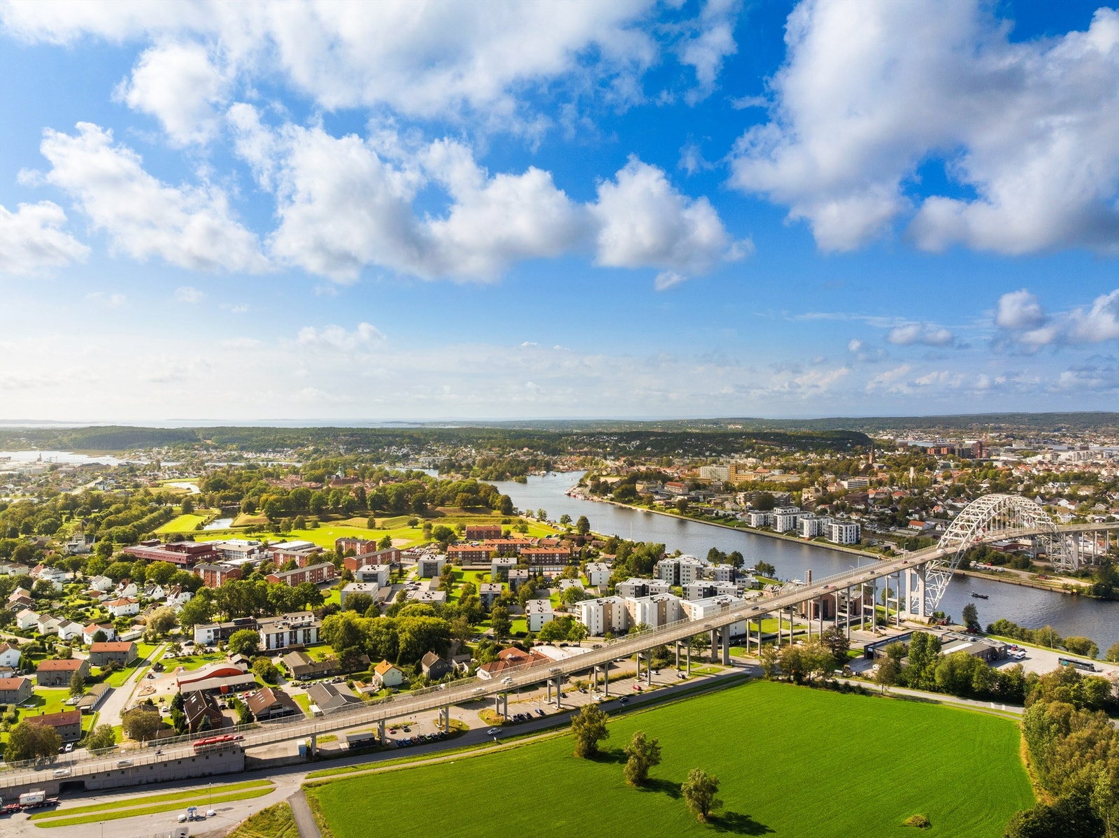 I nærmiljøet venter fine turområder, blant annet omkring ærverdige Gamlebyen. Galleribilde