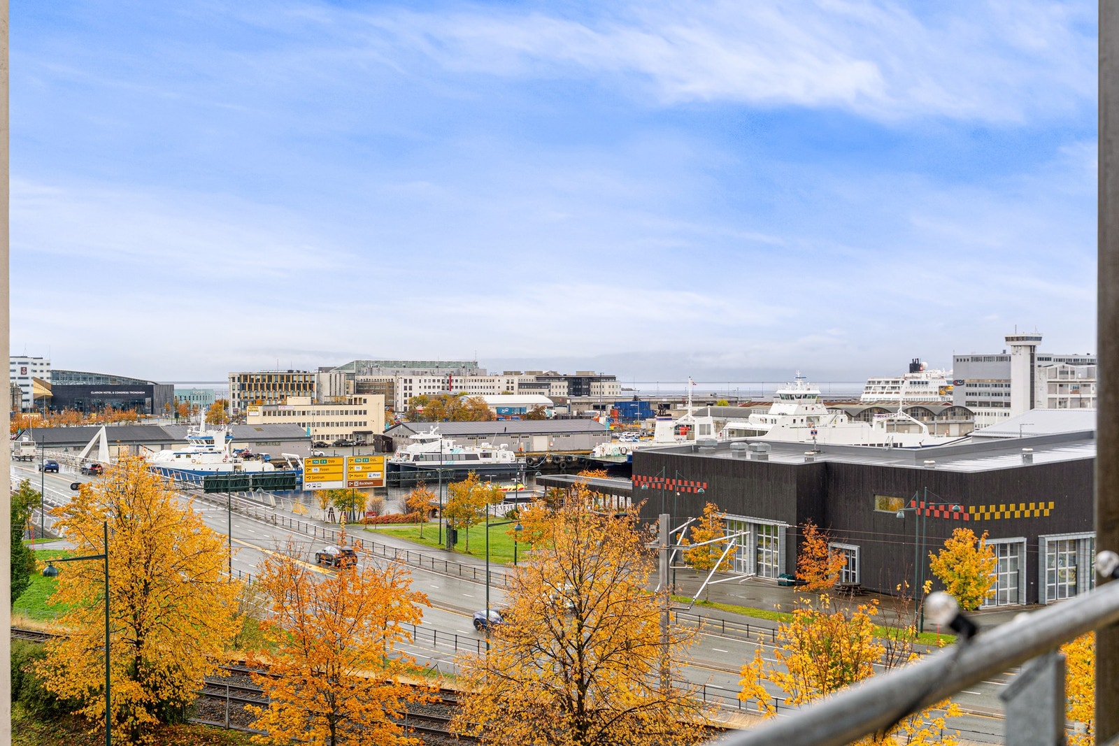 Nydelig og ettertraktet beliggenhet i 5 etasje. Galleribilde