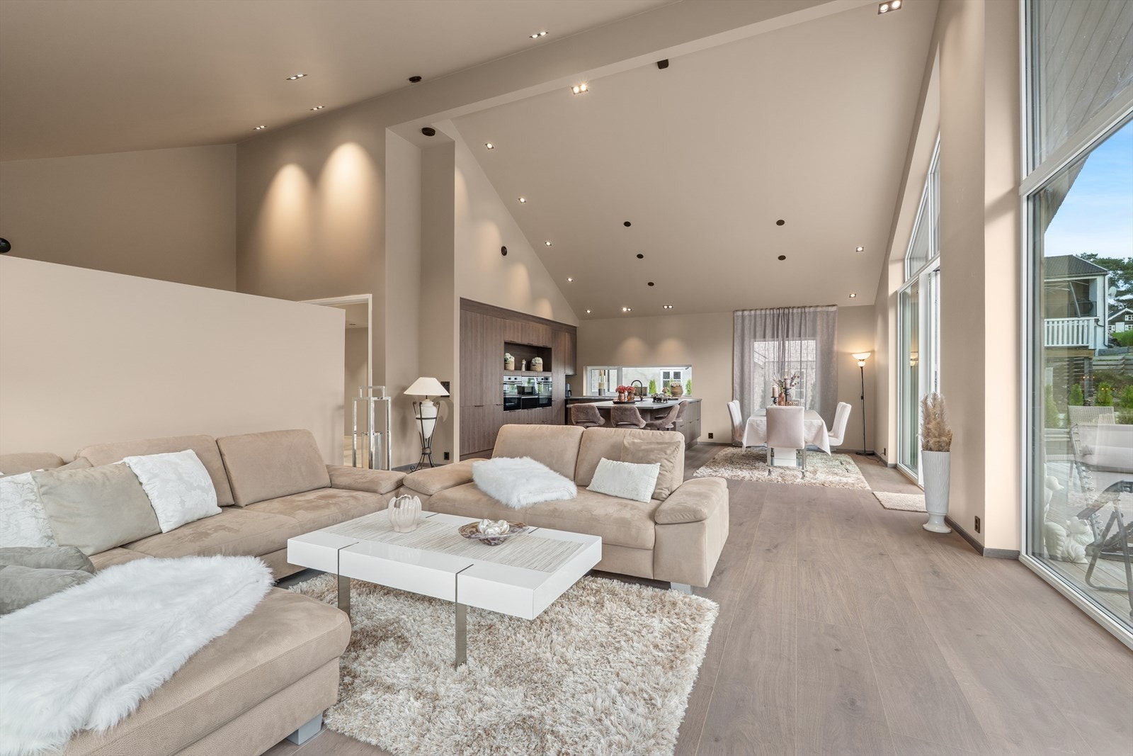 Åpen stue- kjøkkenløsning Galleribilde