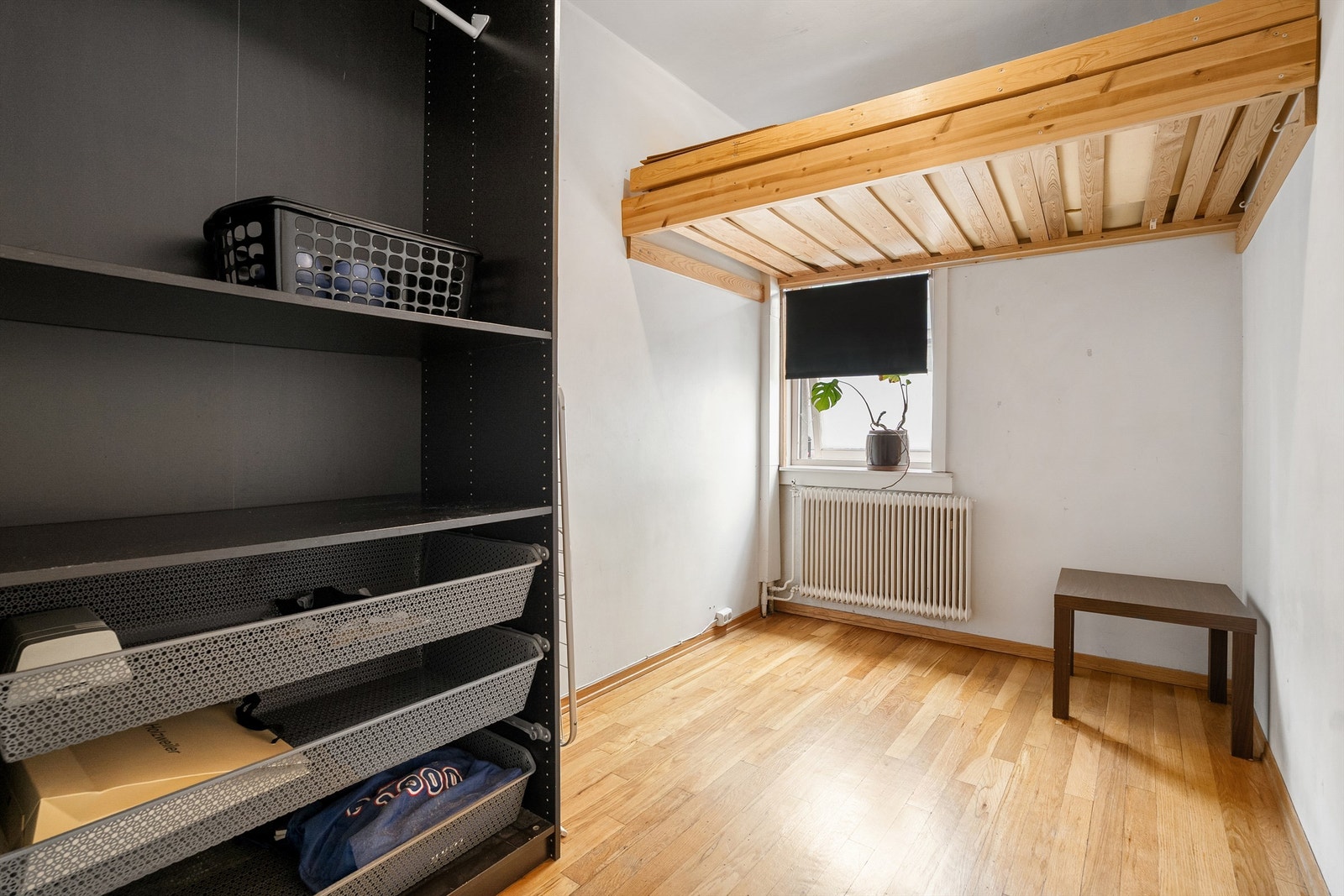 Soverommet er romslig og passer perfekt til gjesterom, kontor eller annet. Galleribilde