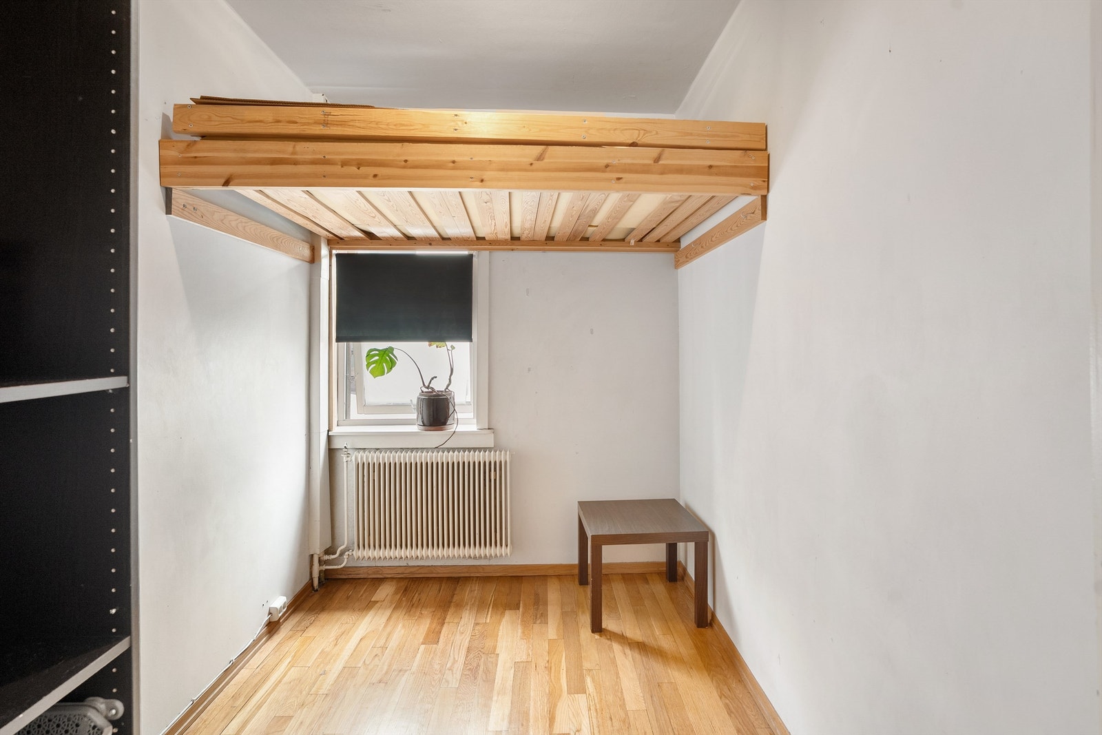 Soverom fem. Galleribilde