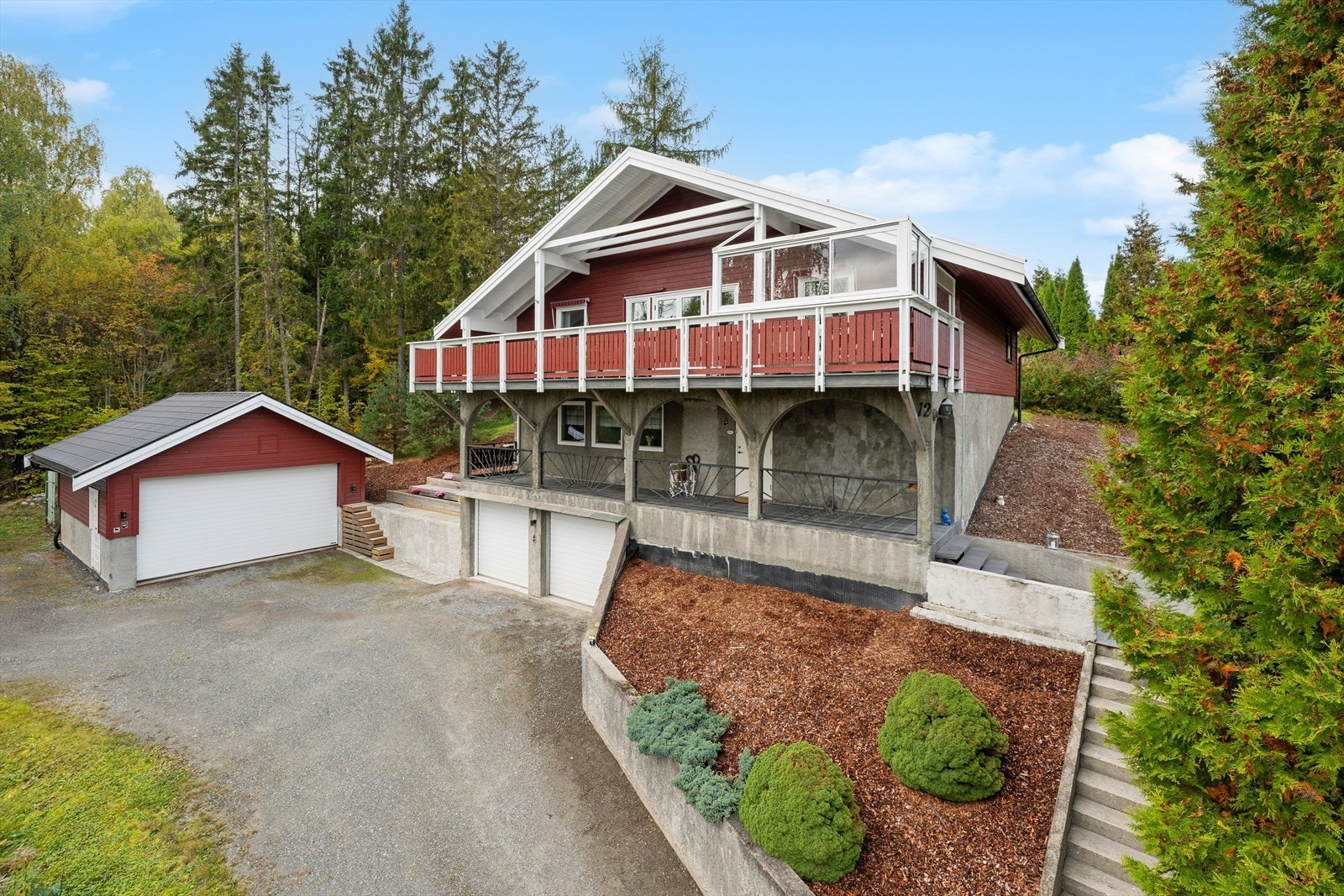 DNB Eiendom v/Trygve Riise Bergsrud har gleden av å presentere Ramsrudveien 12! Galleribilde