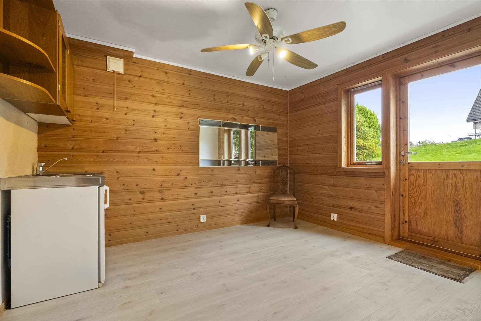 Opphaldsrom /te-kjøkken Galleribilde