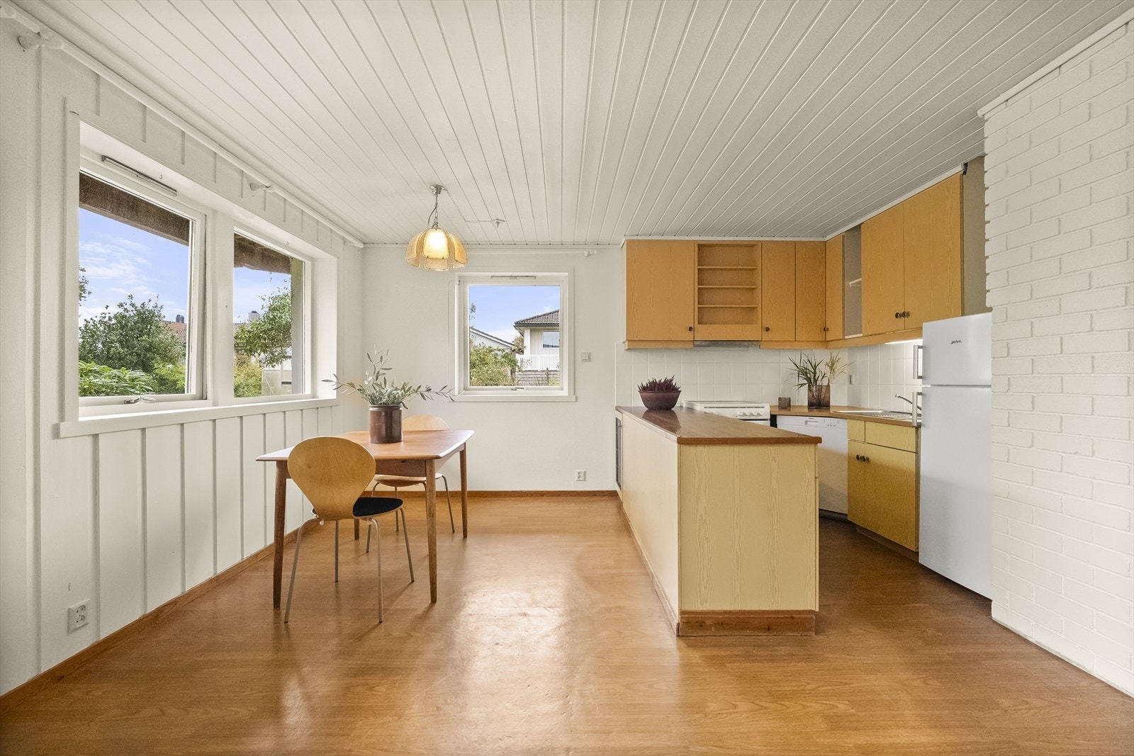 Kjøkken/spiseplass utleigedel Galleribilde