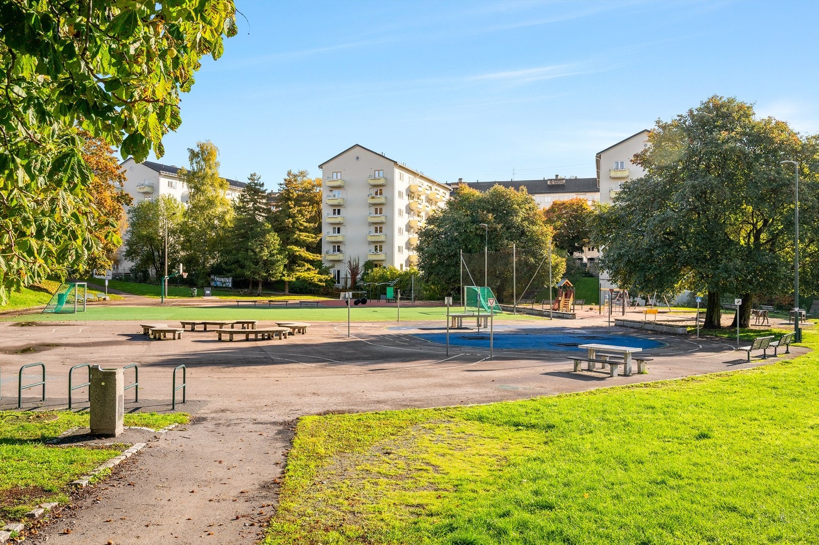 Iladalen. Galleribilde