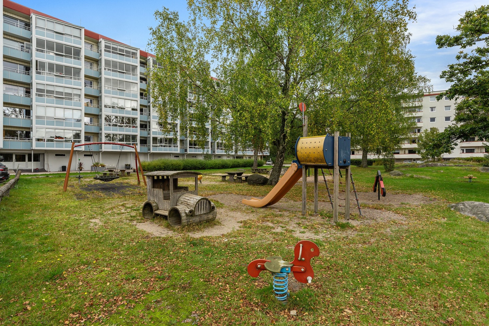 Lekeplass foran blokka Galleribilde