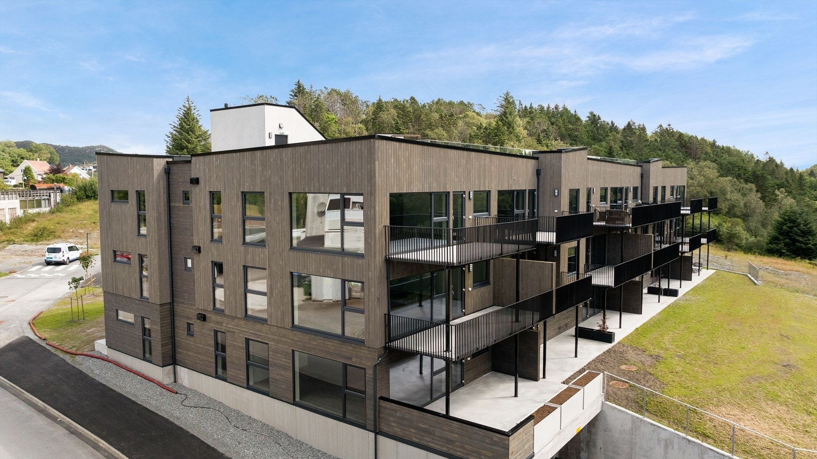 Lys og luftig endebeliggenhet Galleribilde