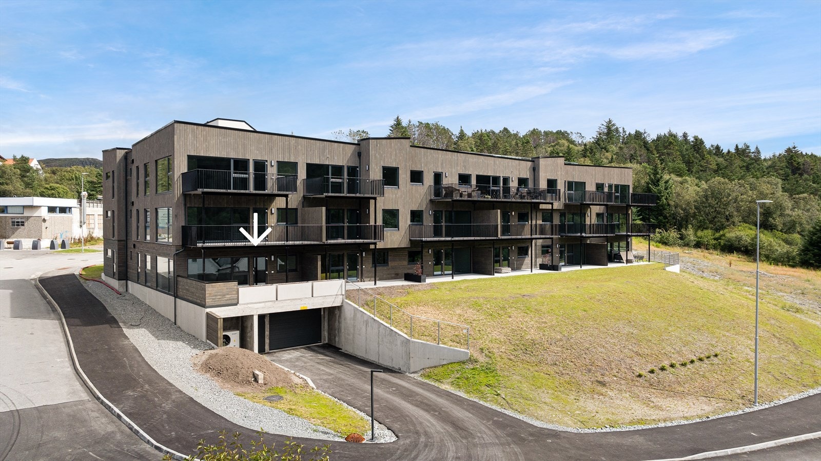 Nydelig og flott opparbeidet borettslag med stor felles takterrasse Galleribilde