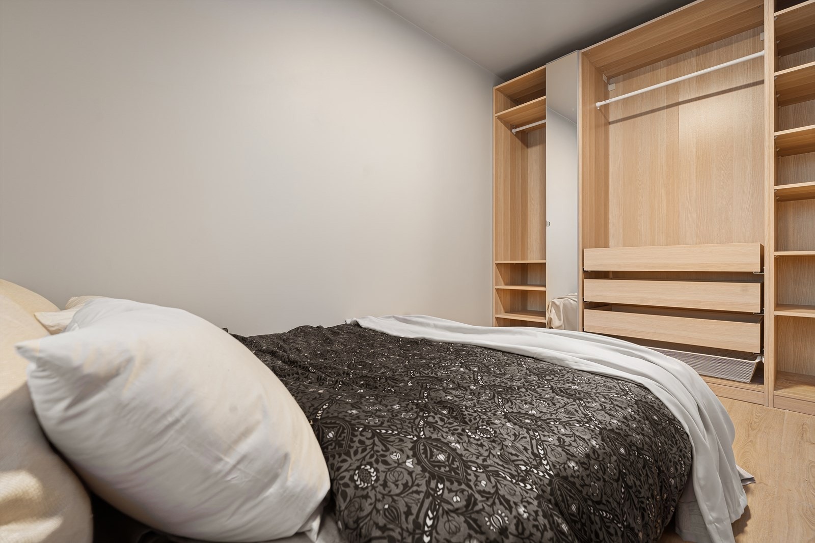 Soverom 2 vender mot sør. Galleribilde