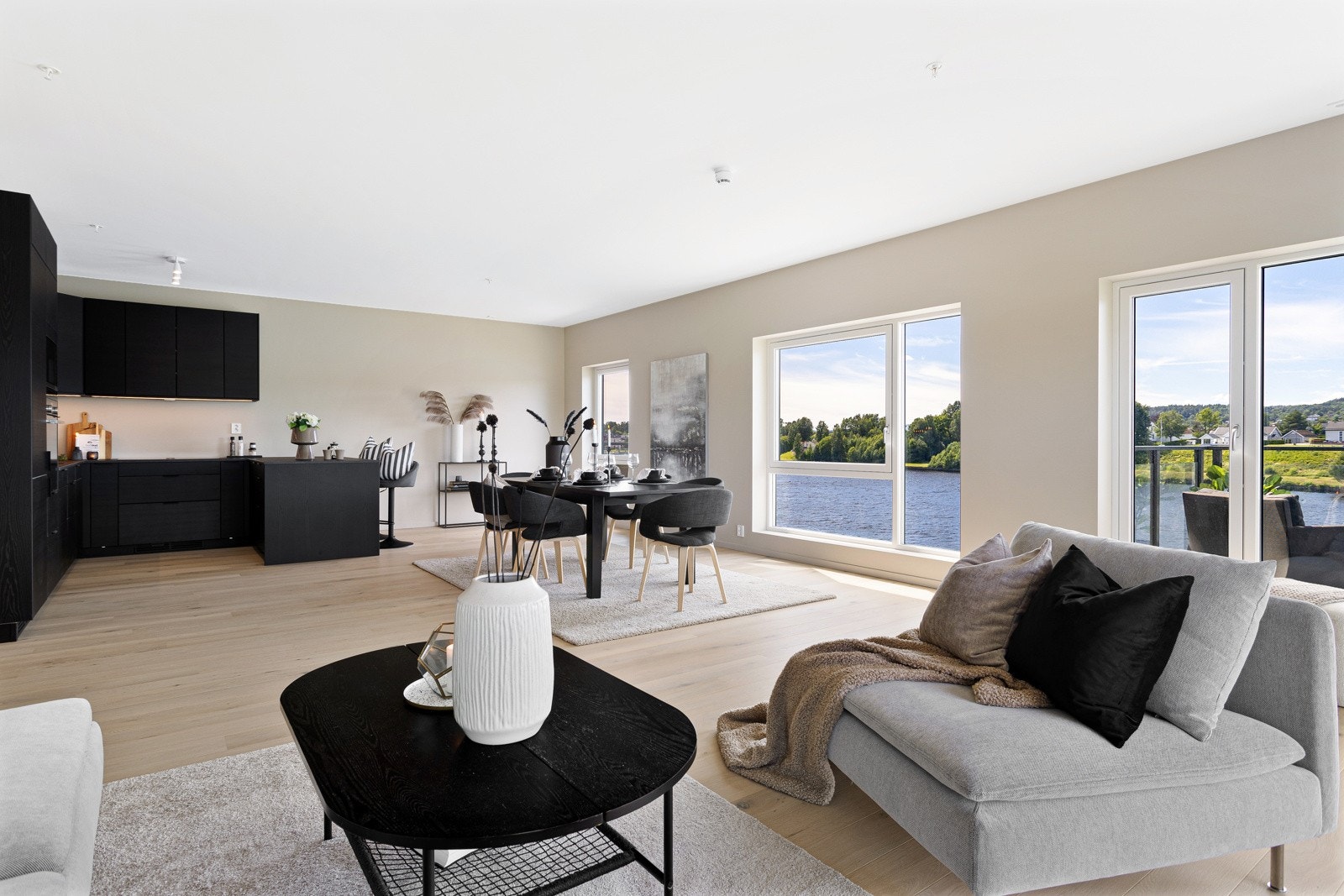 Stor og spektakulær leilighet med panoramautsikt Galleribilde