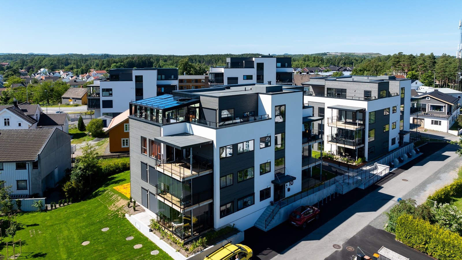 Fasade inngangsparti. Galleribilde