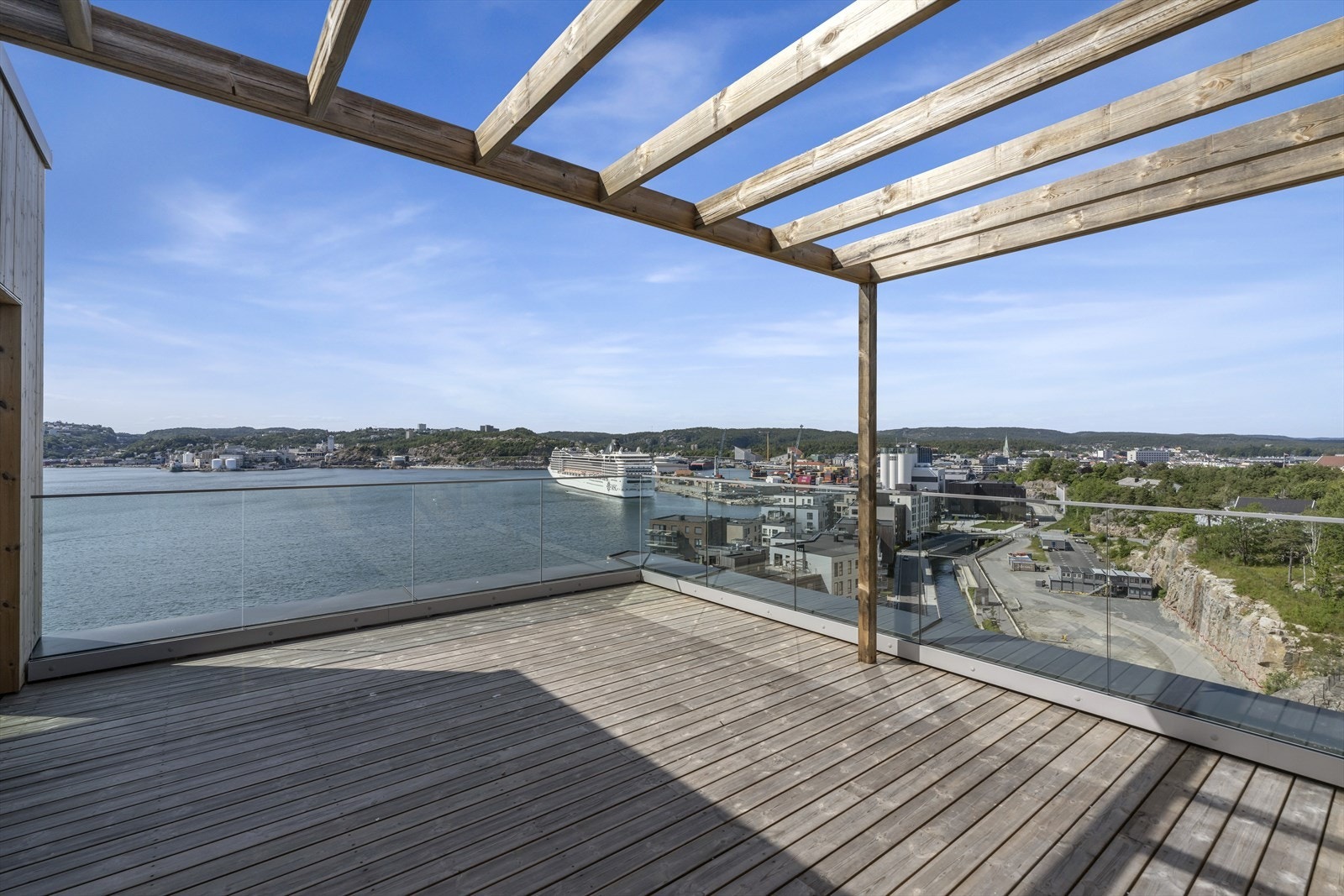 Glassrekkverk bevarer utsikten Galleribilde