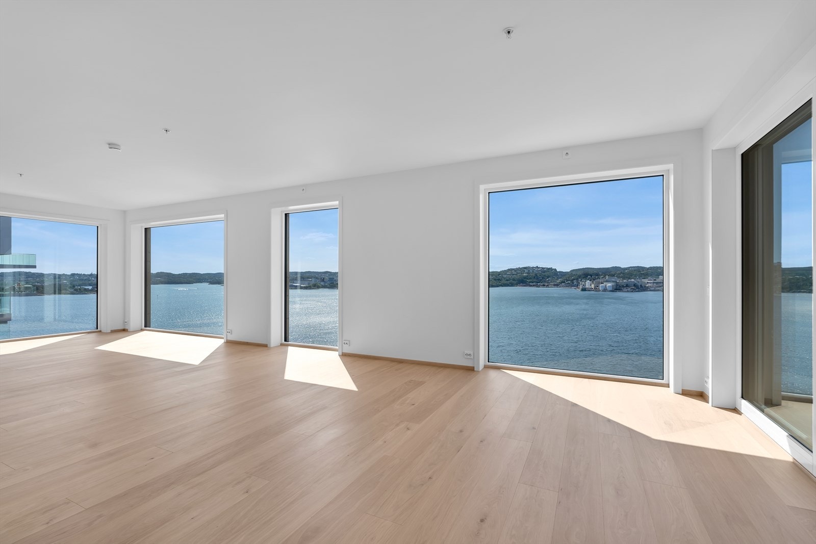 Himling er klargjort med trekkerør for downlights Galleribilde