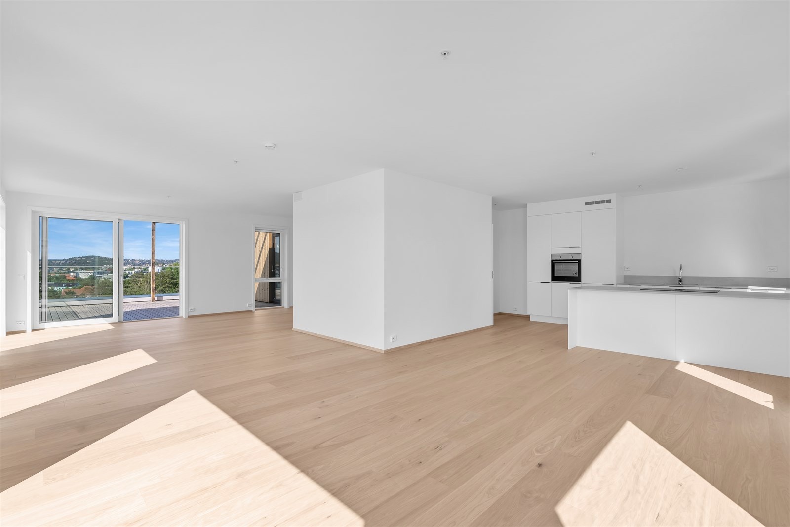 Stort, sosialt allrom Galleribilde