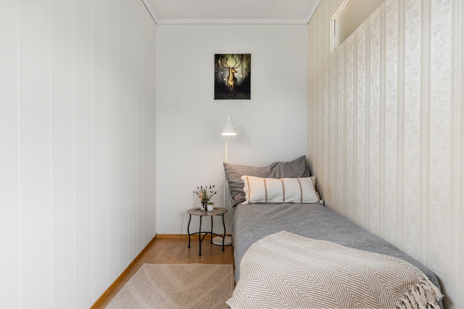 I leiligheten er det innredet en alkove med adkomst fra stuen. Galleribilde