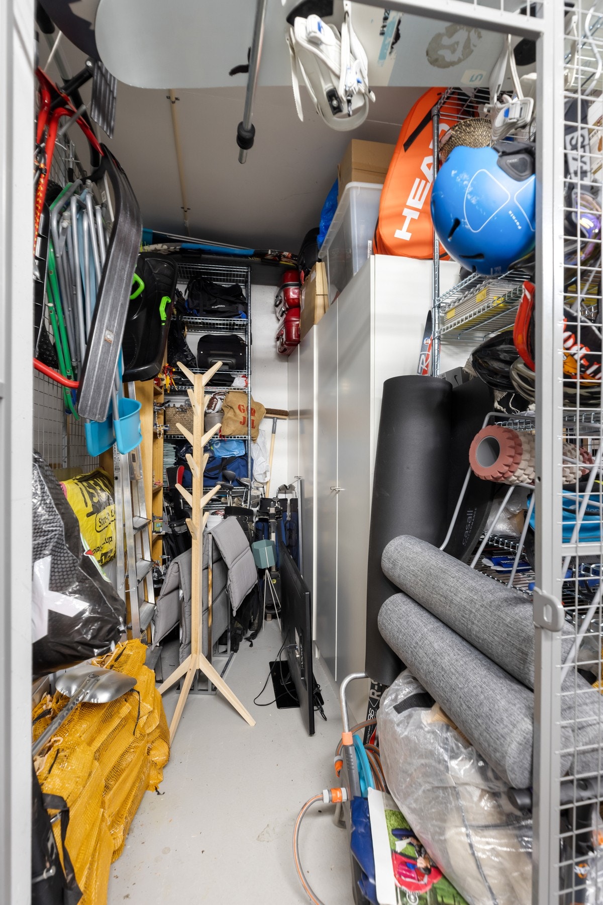 Leiligheten disponerer en kjellerbod på ca 5,5 kvm. Galleribilde