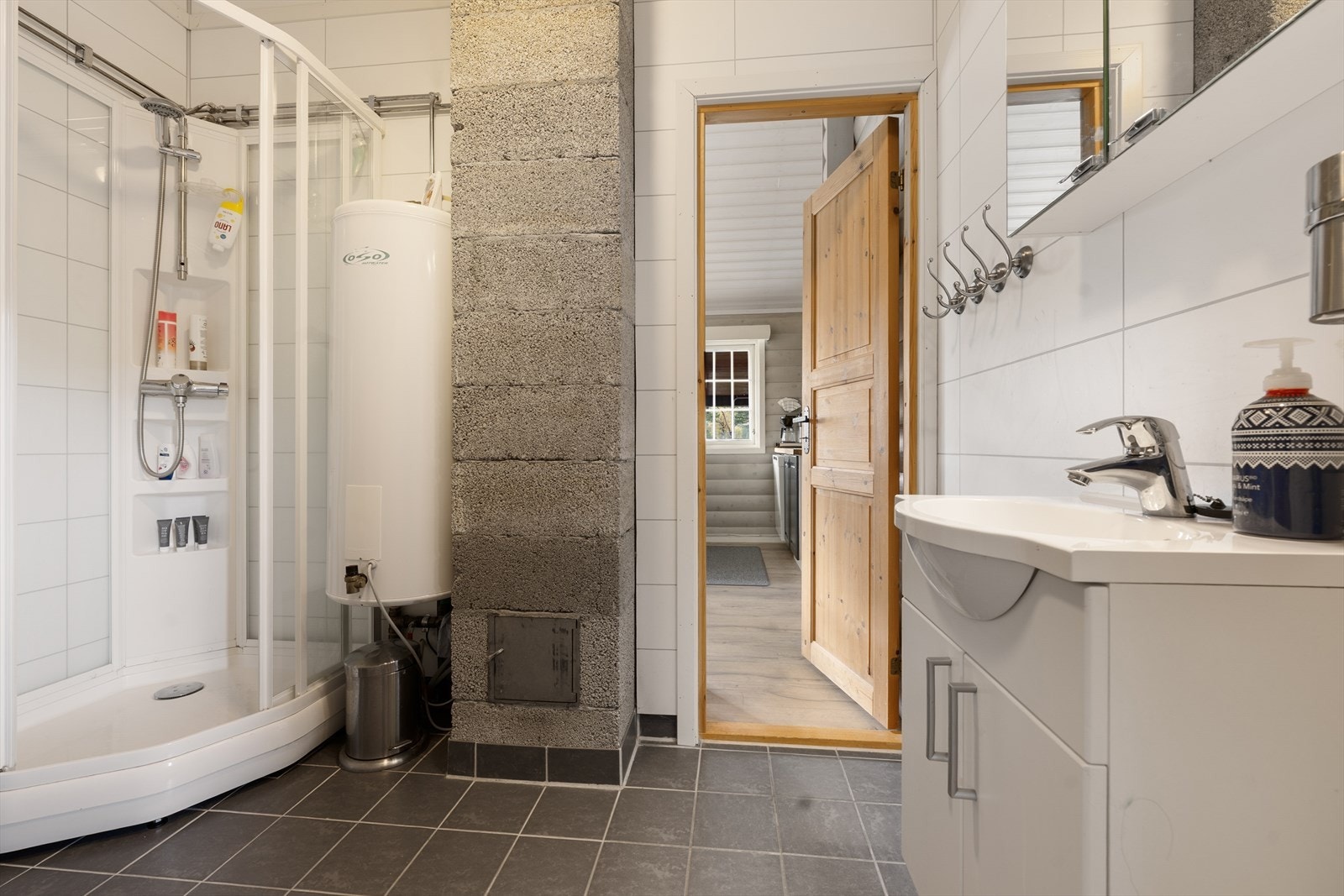 308011_DSC00237.jpg Galleribilde