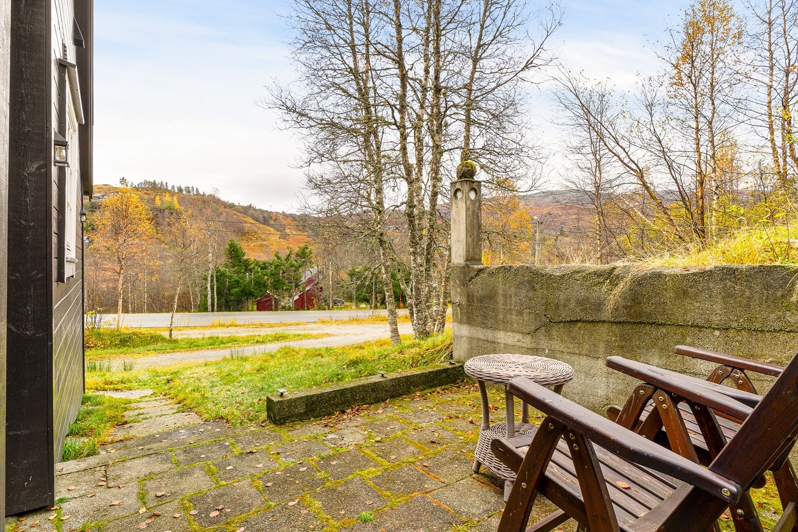 Attraktiv beliggenhet med fin utsikt over omkringliggende landskap Galleribilde