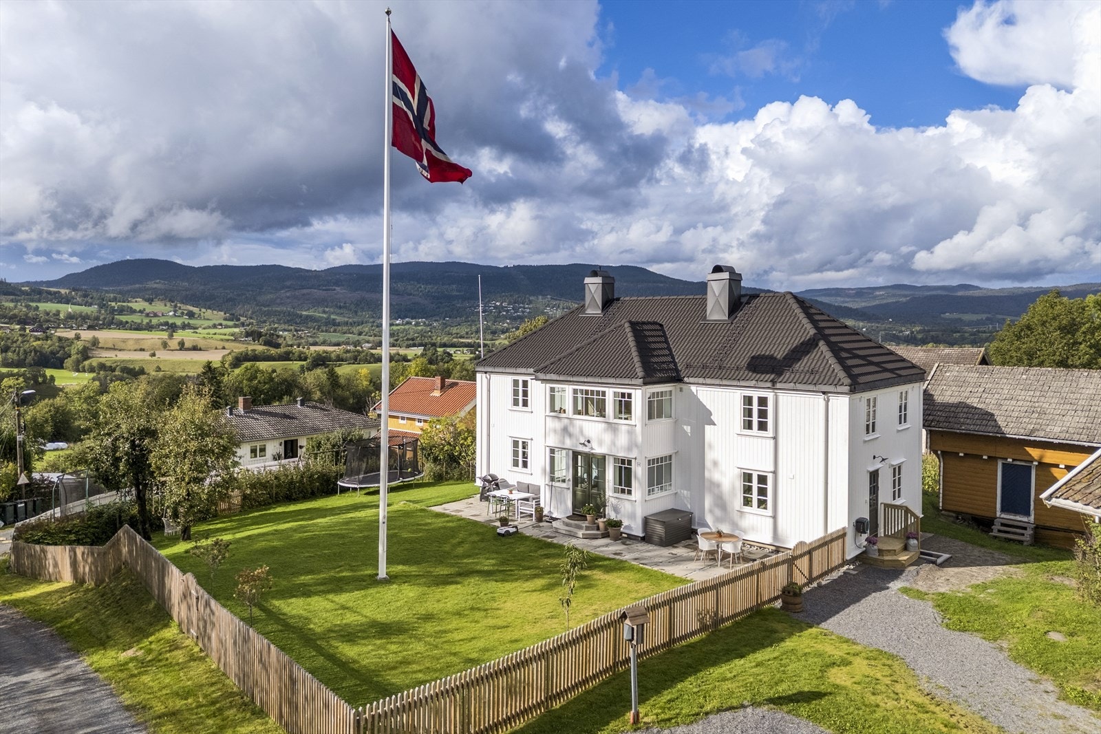 Sørsdal Nedre Nordre presentert av Tegneby og Grønnerød Landbruksmegling Galleribilde