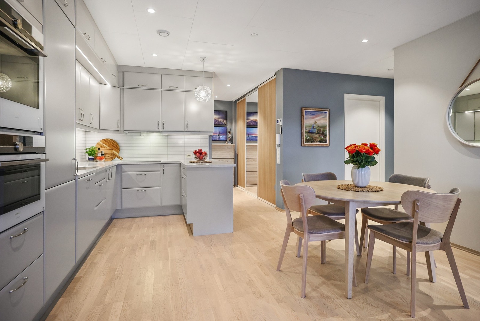 Kjøkkenet er levert av kvalitetsleverandøren Sigdal. Galleribilde