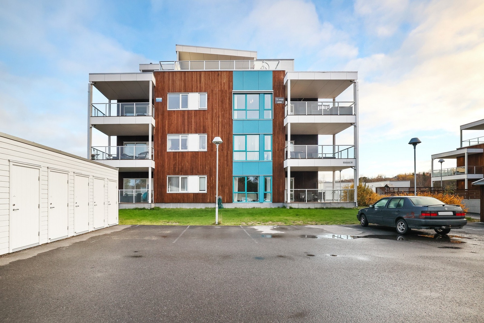 Gjesteparkering på sameiets tomt. Galleribilde