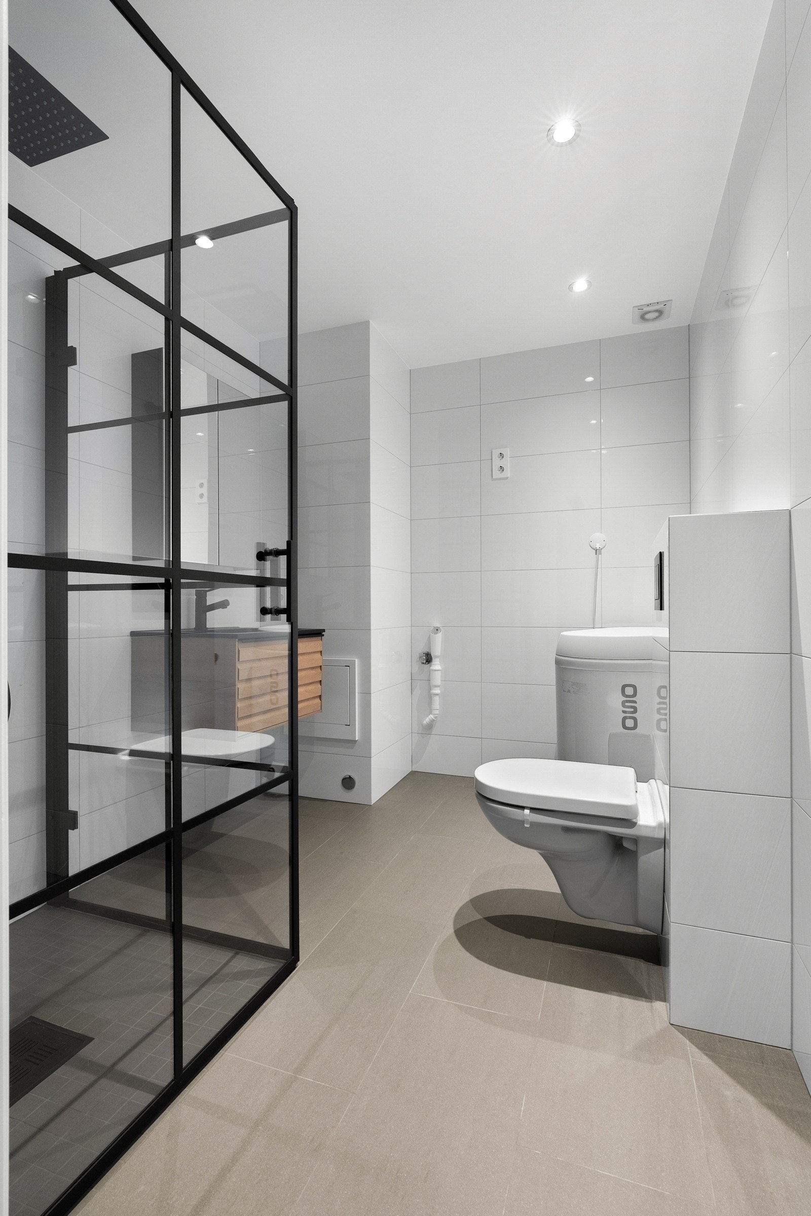 Badet er flott og moderne. Galleribilde