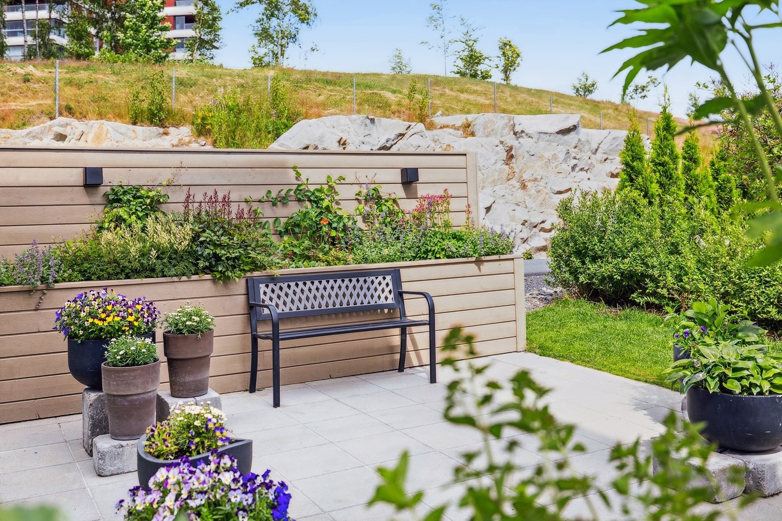 Her kan sommeren nytes fra morgen til kveld. Galleribilde