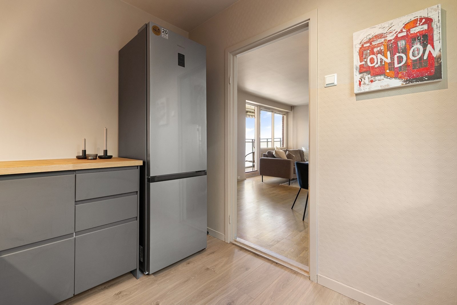 Moderne og stilrent kjøkken fra 2022 Galleribilde