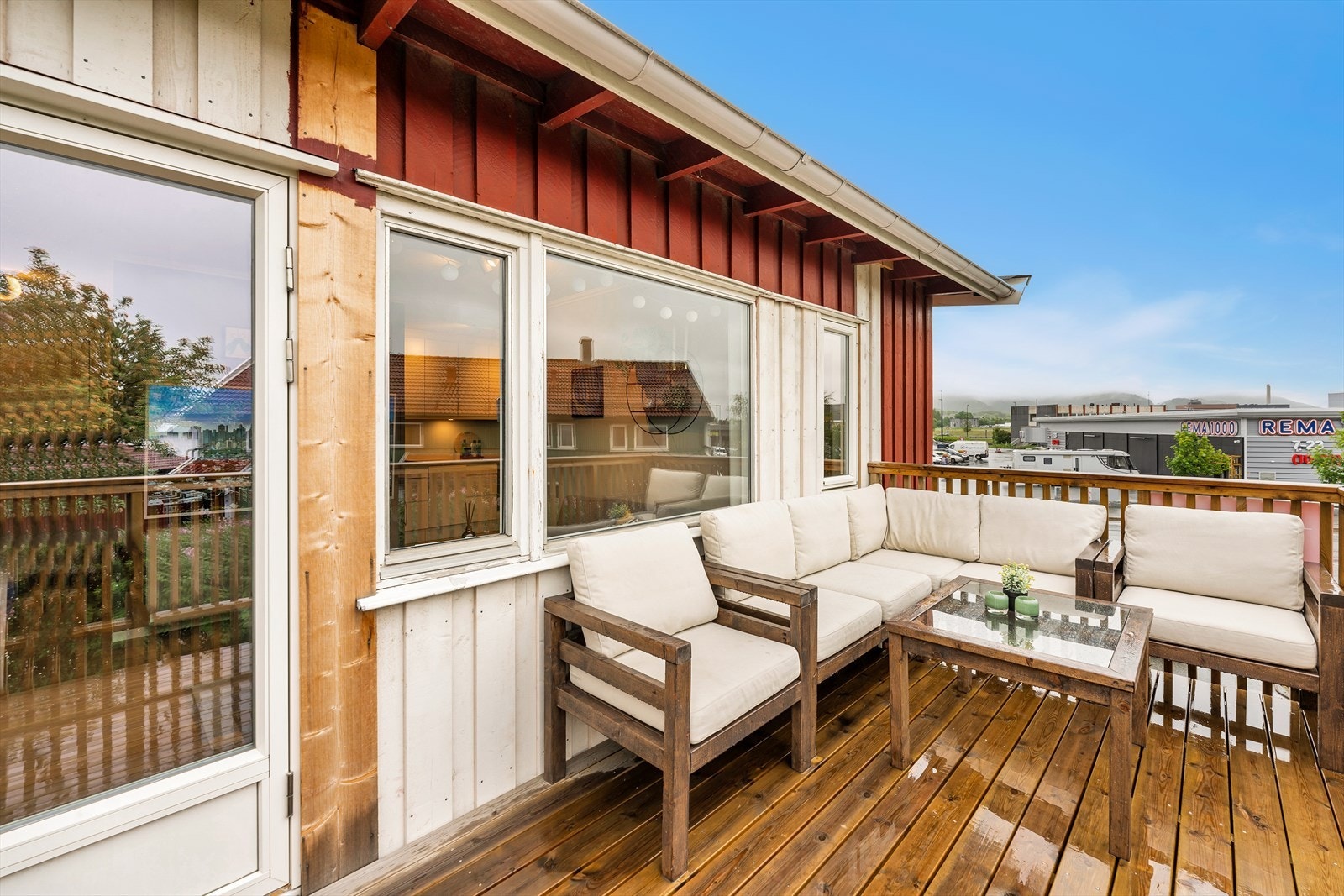 Sol til/fra 08.30 til i 19 draget på sommeren... Galleribilde