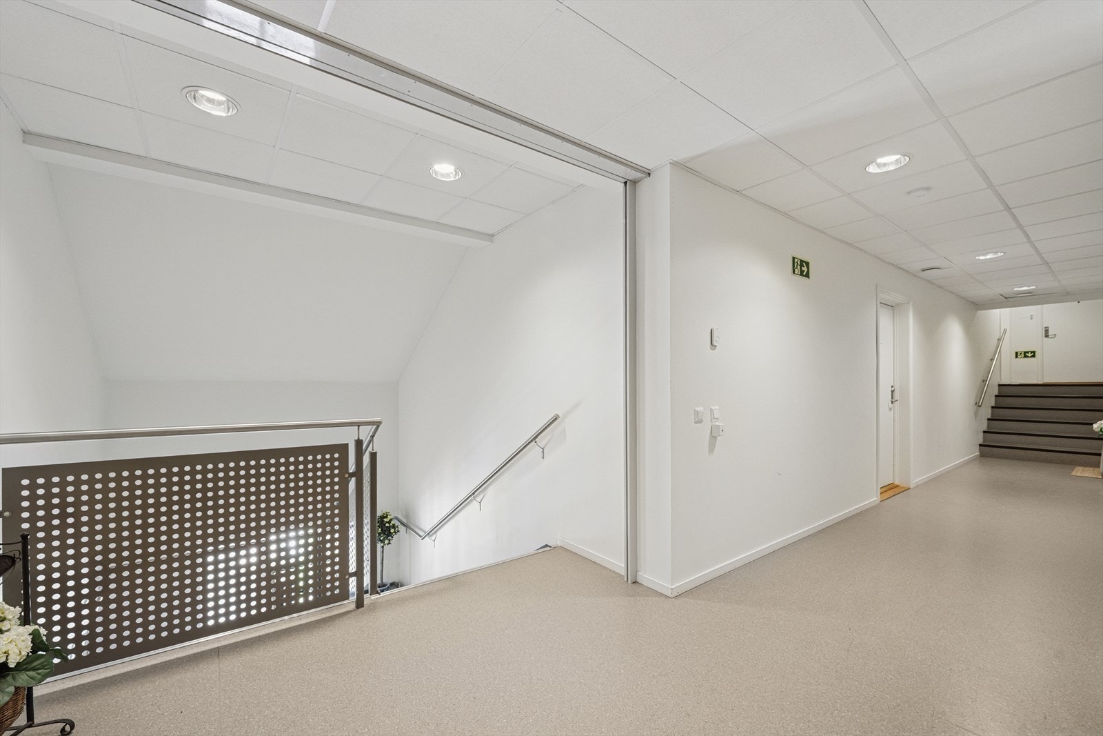 Felles gang til leilighetene. Galleribilde