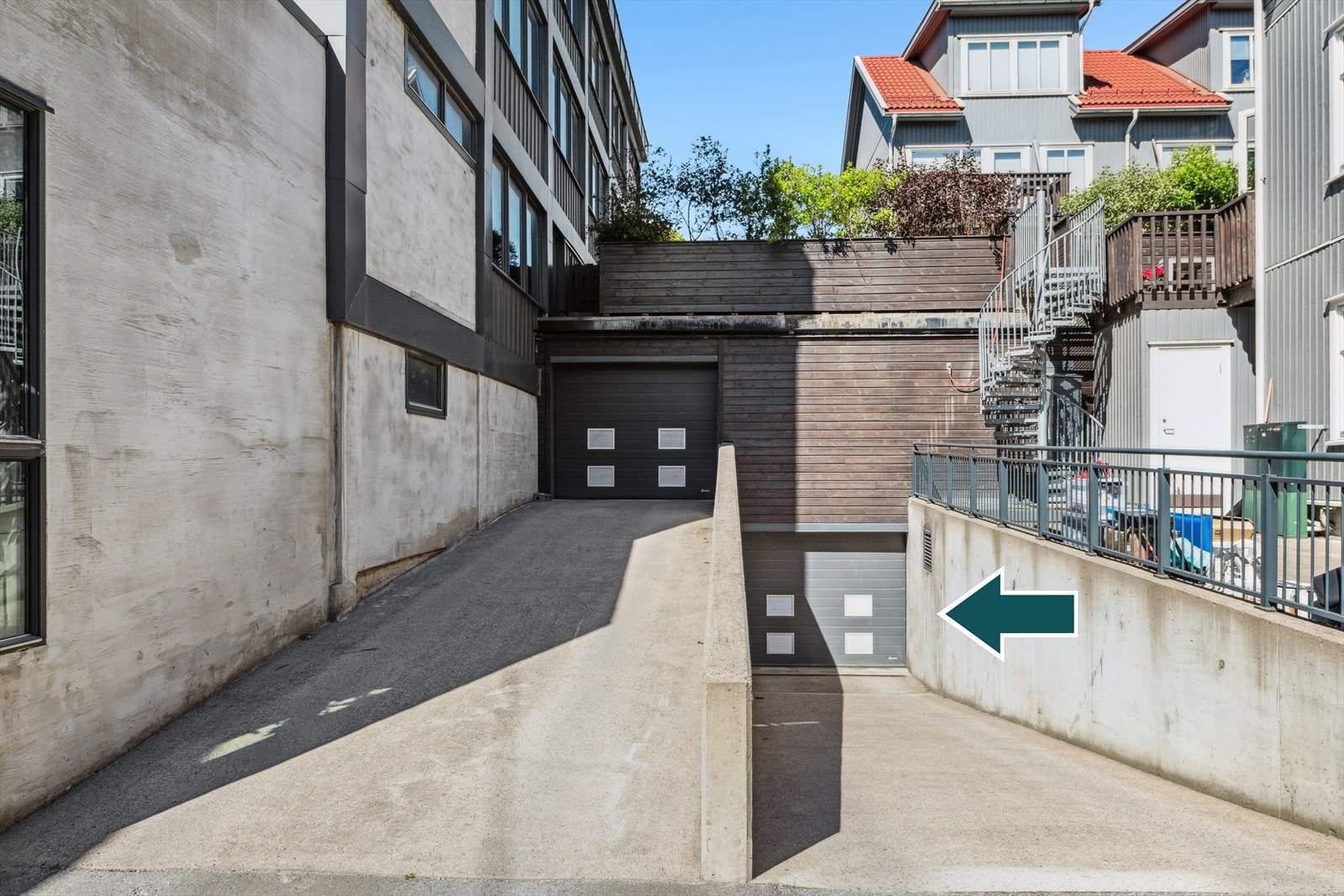 Leiligheten har parkering i felles garasje. Galleribilde