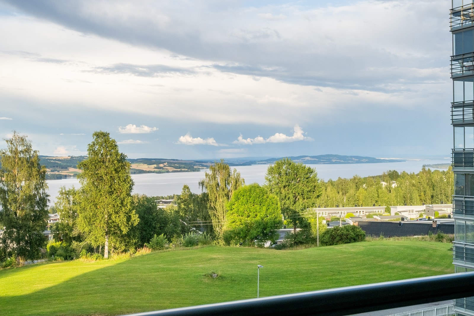 Fantastisk utsikt til Mjøsa! Galleribilde
