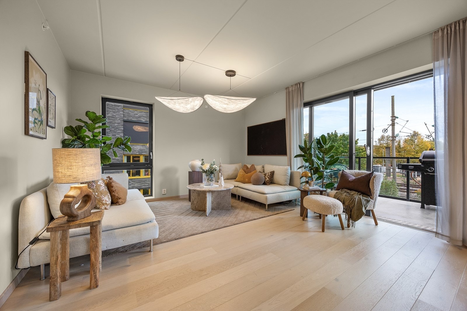 Fra stuen er det utgang til balkongen Galleribilde