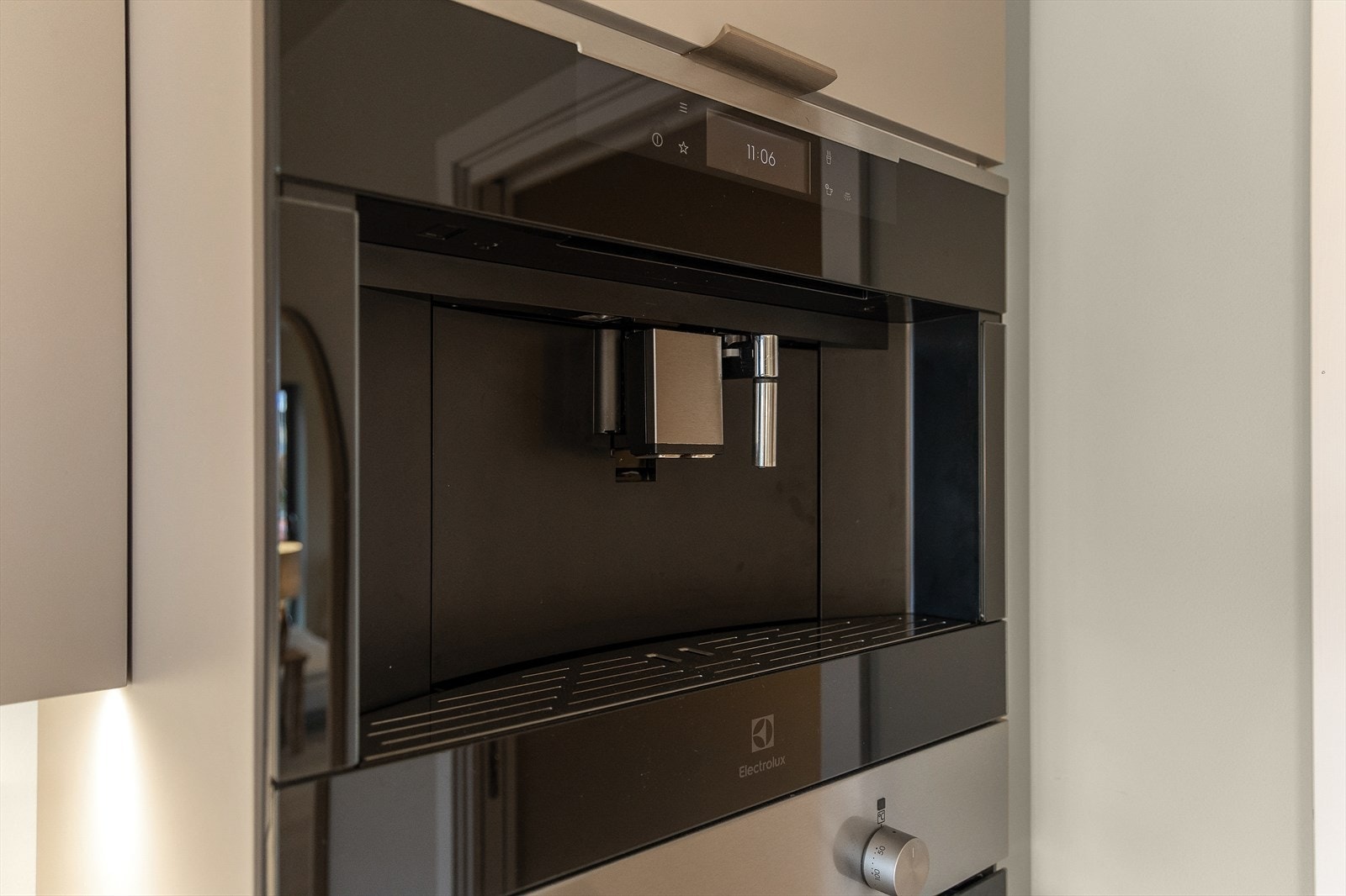 Luksuriøst med innebygd kaffemaskin Galleribilde