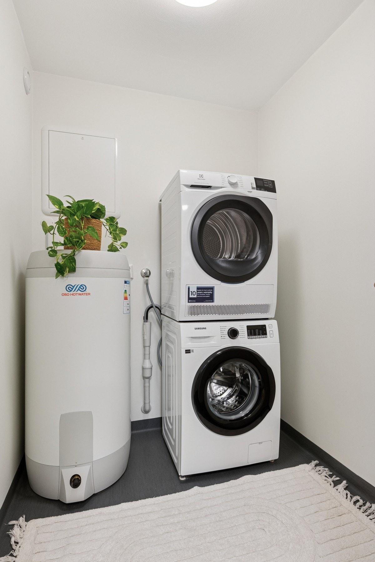 Leiligheten har et praktisk, separat vaskerom. Galleribilde