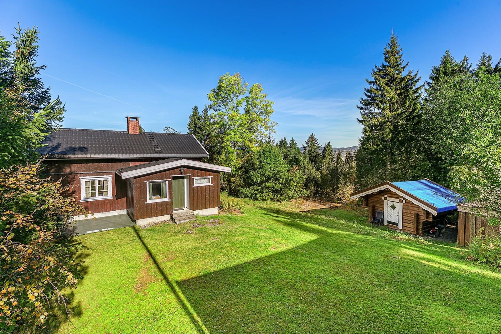 Line Jorung v/EIE eiendomsmegling har gleden av å presentere Oppenvegen 320! Galleribilde