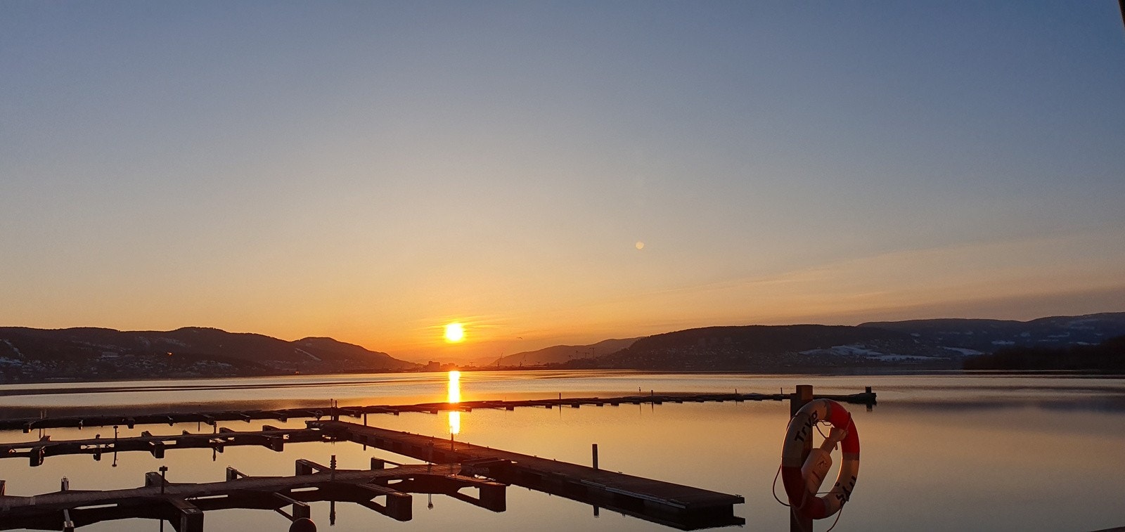 I mai 2017 åpnet Ankeret, områdets egen pizzarestaurant på bryggekanten ved båthavna (selgers private bilde) Galleribilde