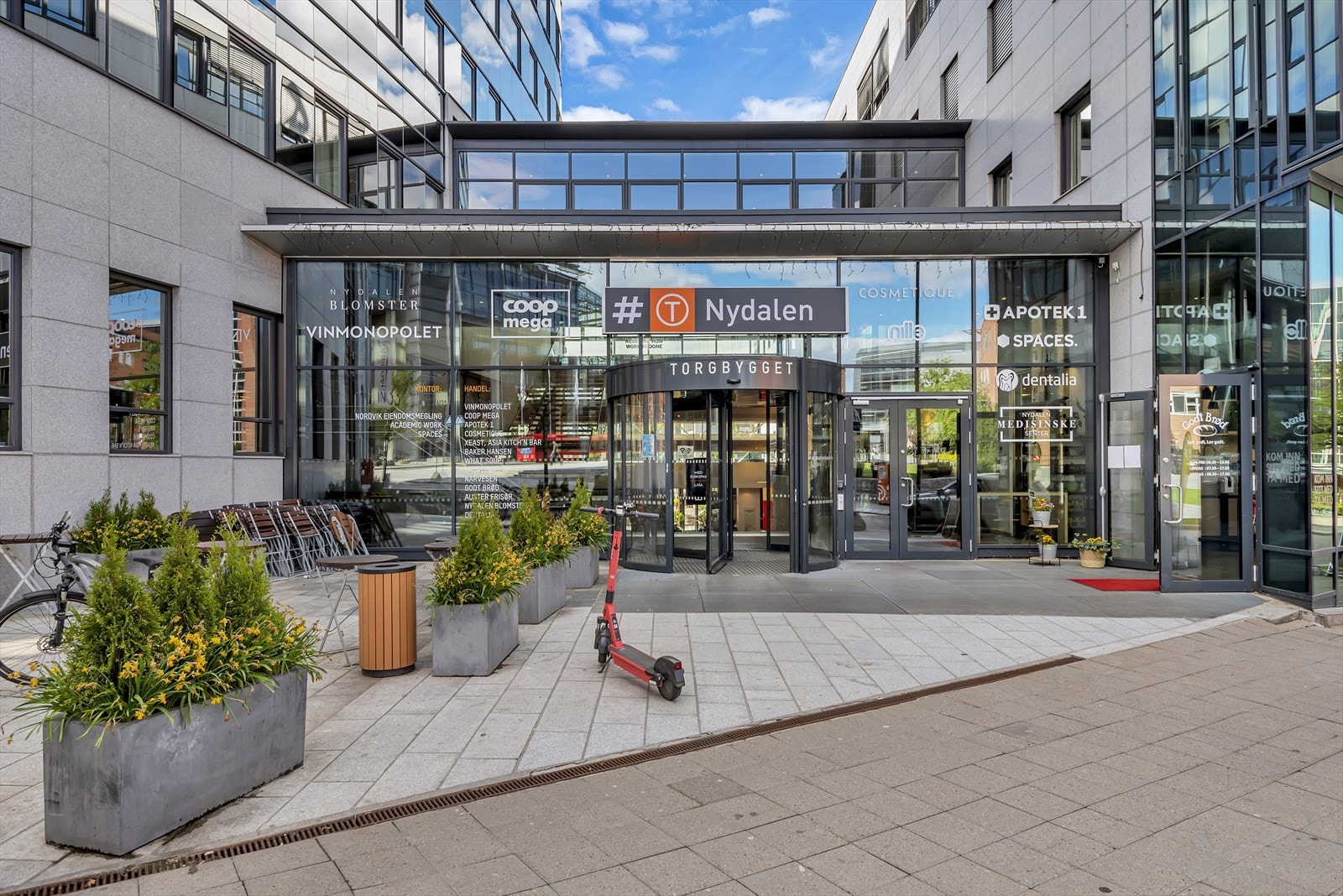 Kort vei til Nydalen T-banestasjon Galleribilde