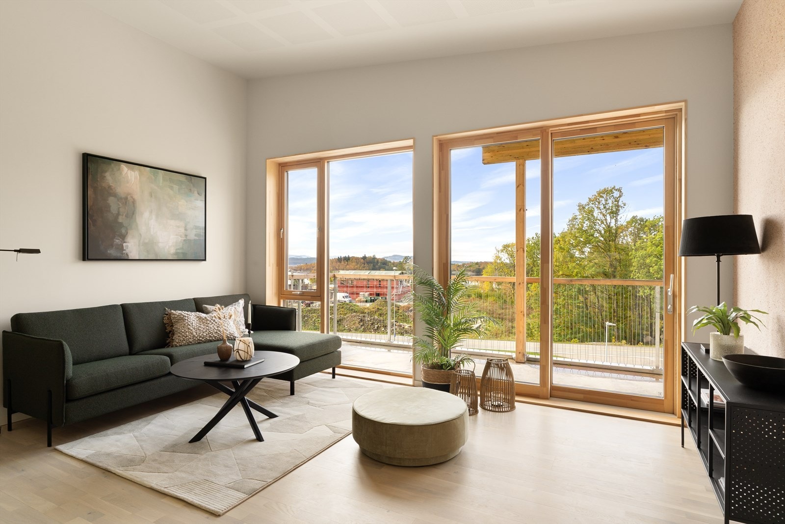 Stue leilighet 6 i 3. etasje - Fantastisk utsikt og god takhøyde - Akustikk plater i tak Galleribilde