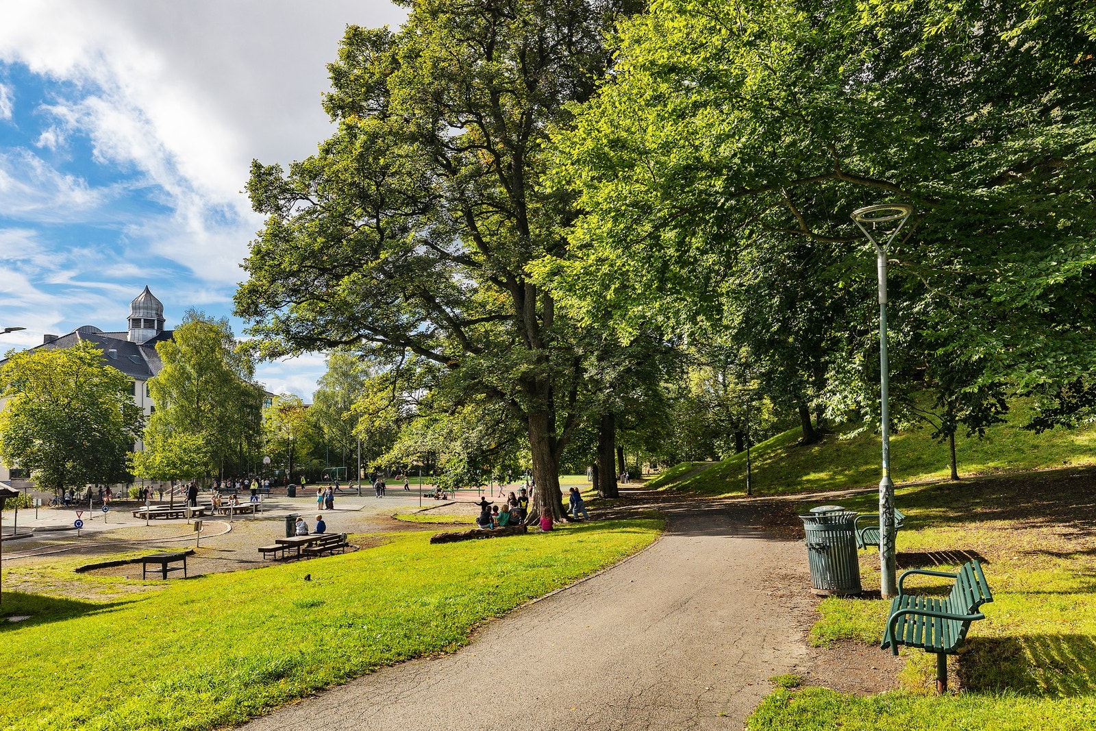 Bjølsenparken ligger rett ved Galleribilde