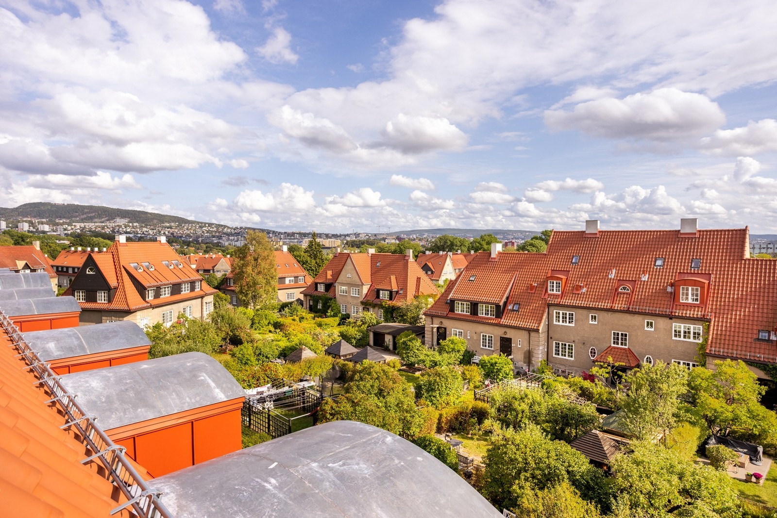 Nydelig utsikt fra rommet. Galleribilde