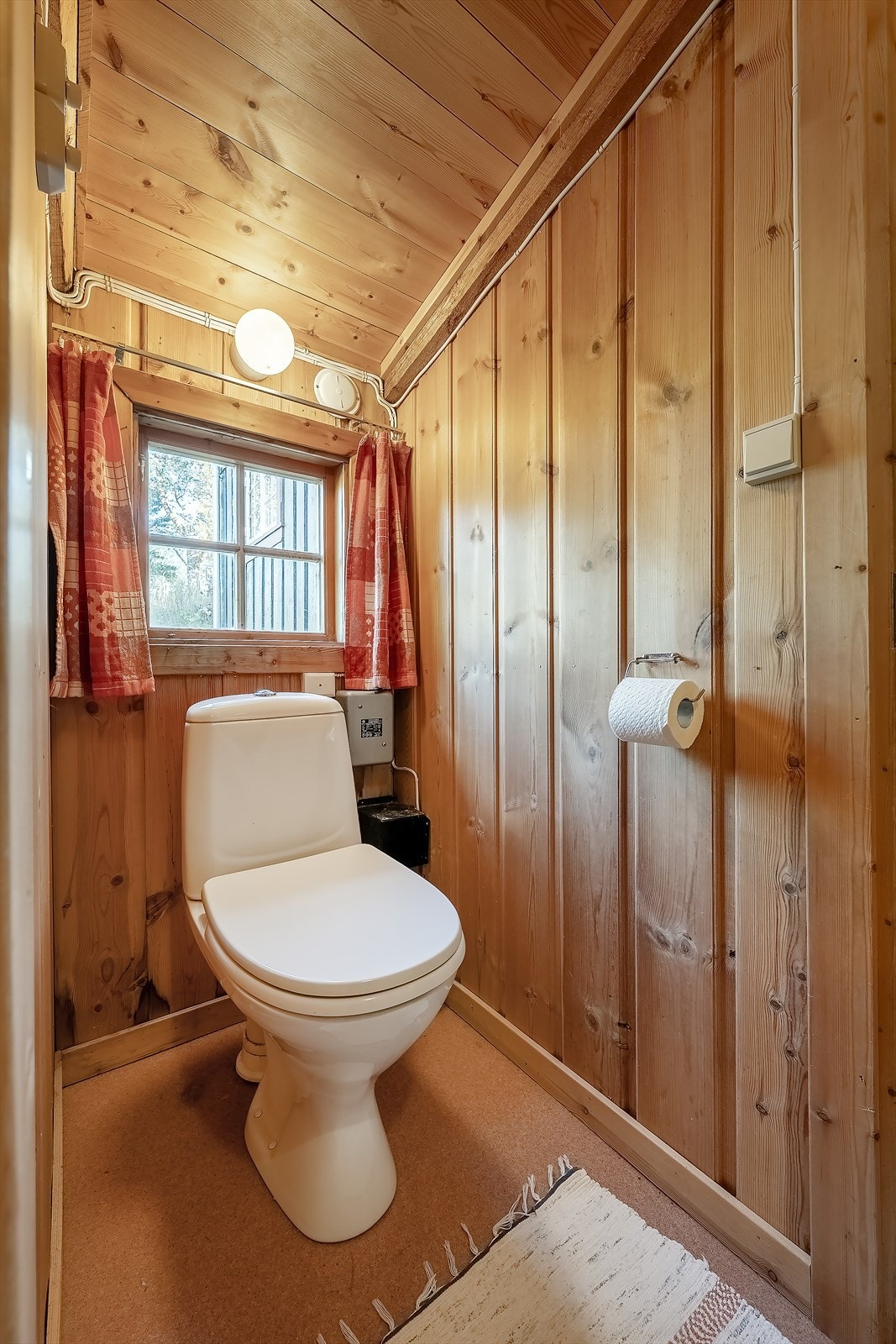 Toalett (1. etasje) Galleribilde