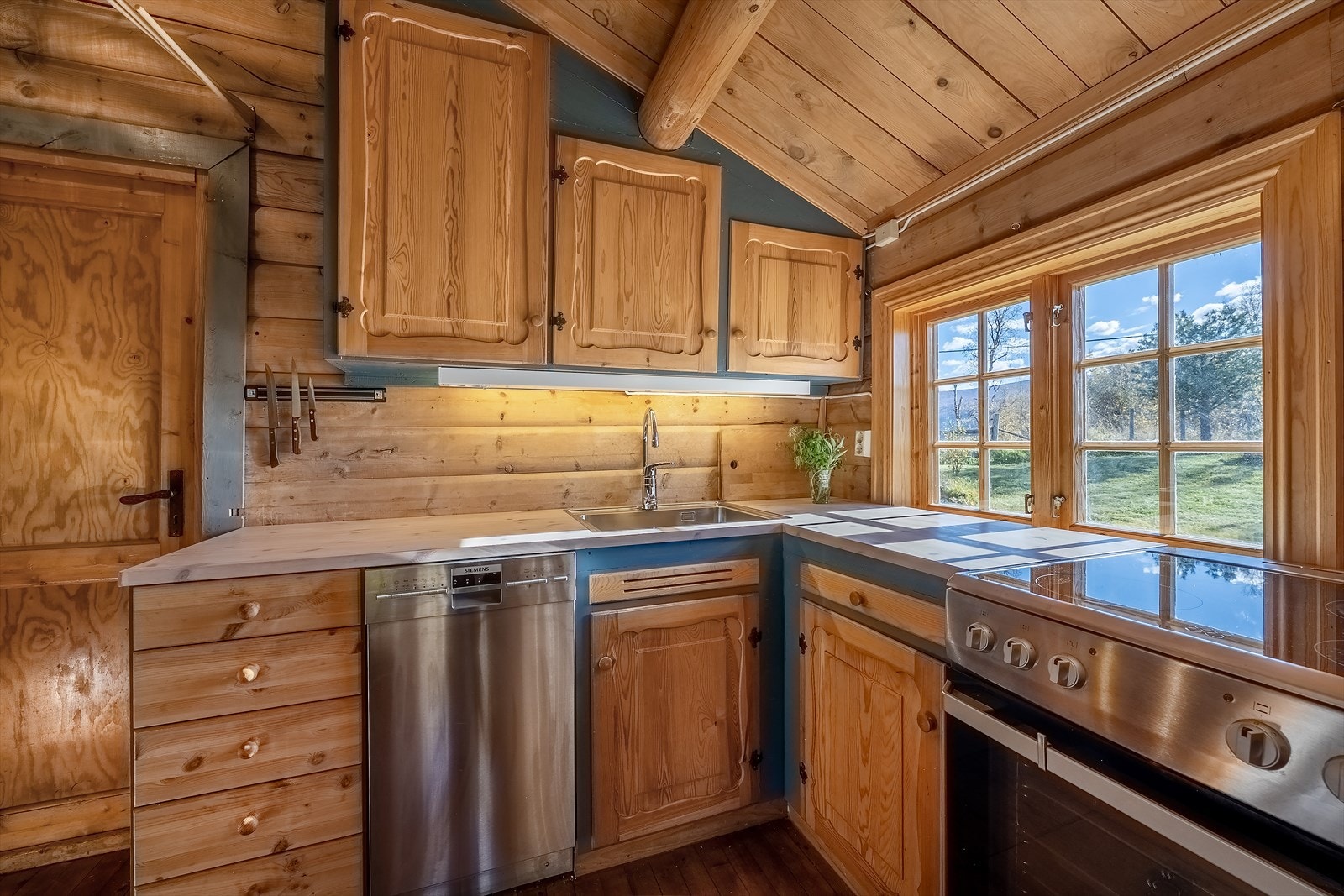 Kjøkken (1. etasje) Galleribilde