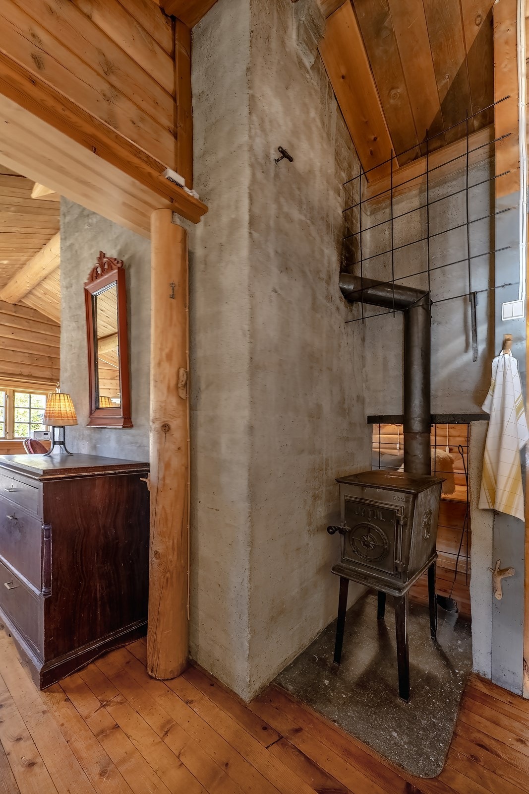 Ovn (1. etasje) Galleribilde