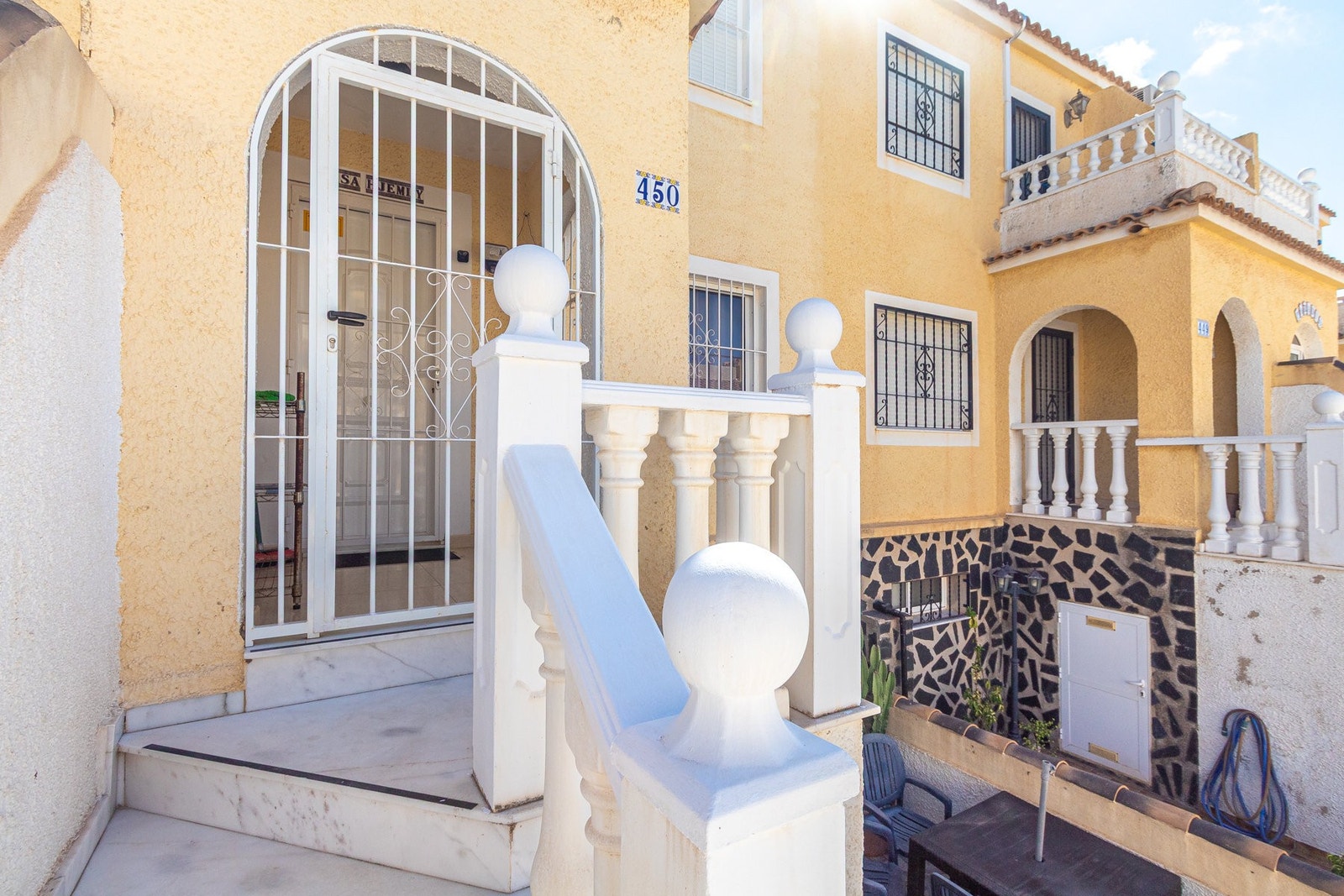 Se fullstendig adresse på eiendommene våre på Spaniamegler1.no Galleribilde