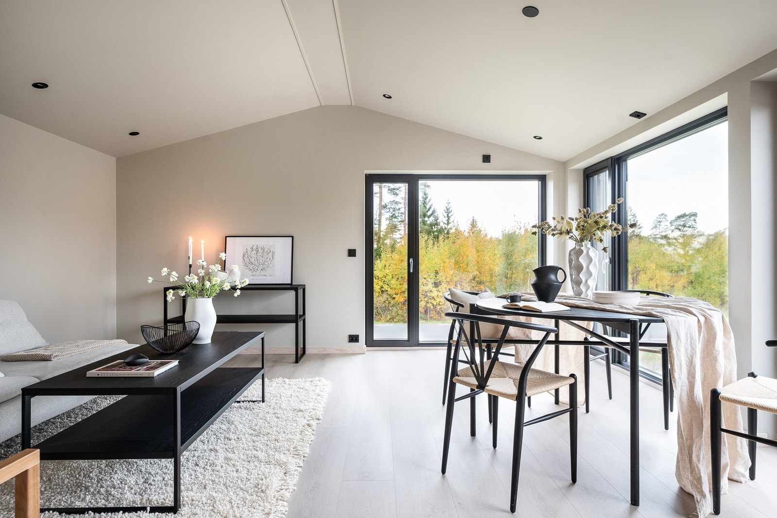 Dette er Slevik platå 2C - en helt ny og moderne bolig over to plan med garasje og stor hage. Galleribilde