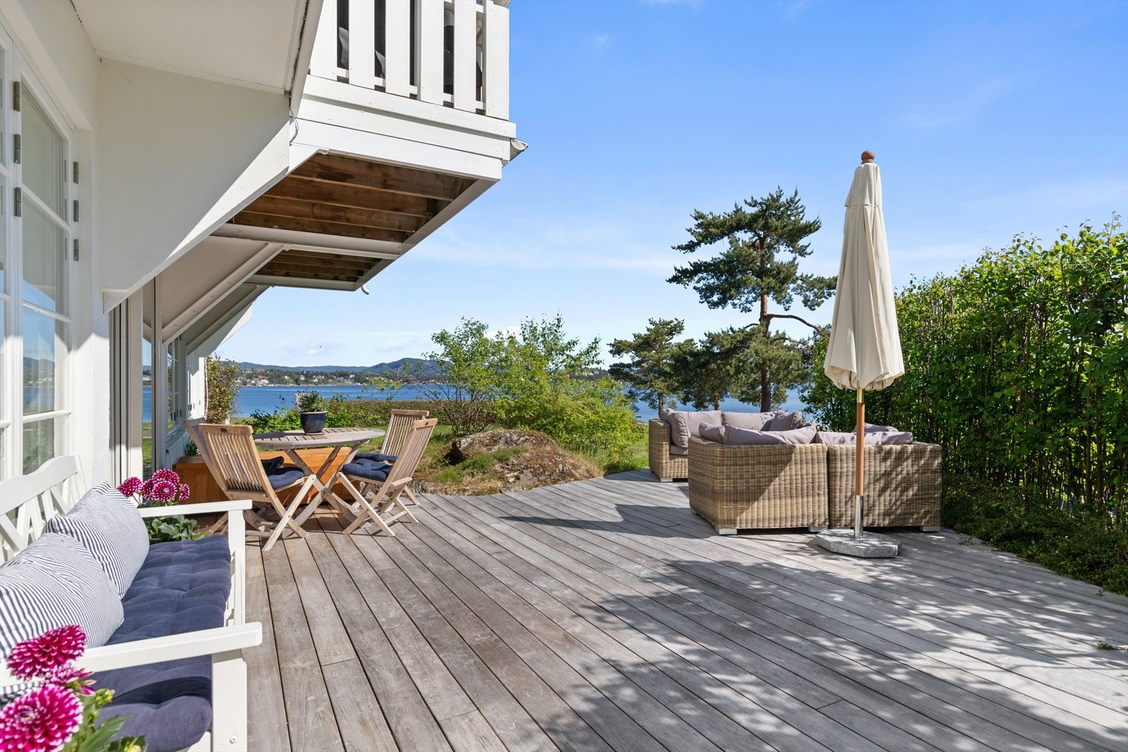 Et perfekt sted for late sommerdager og hyggelig tilstelninger. Galleribilde